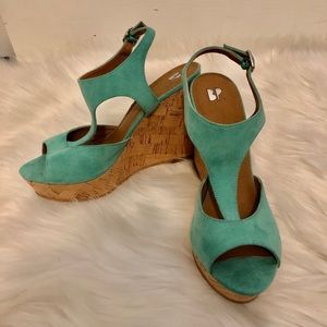 Turquoise wedges